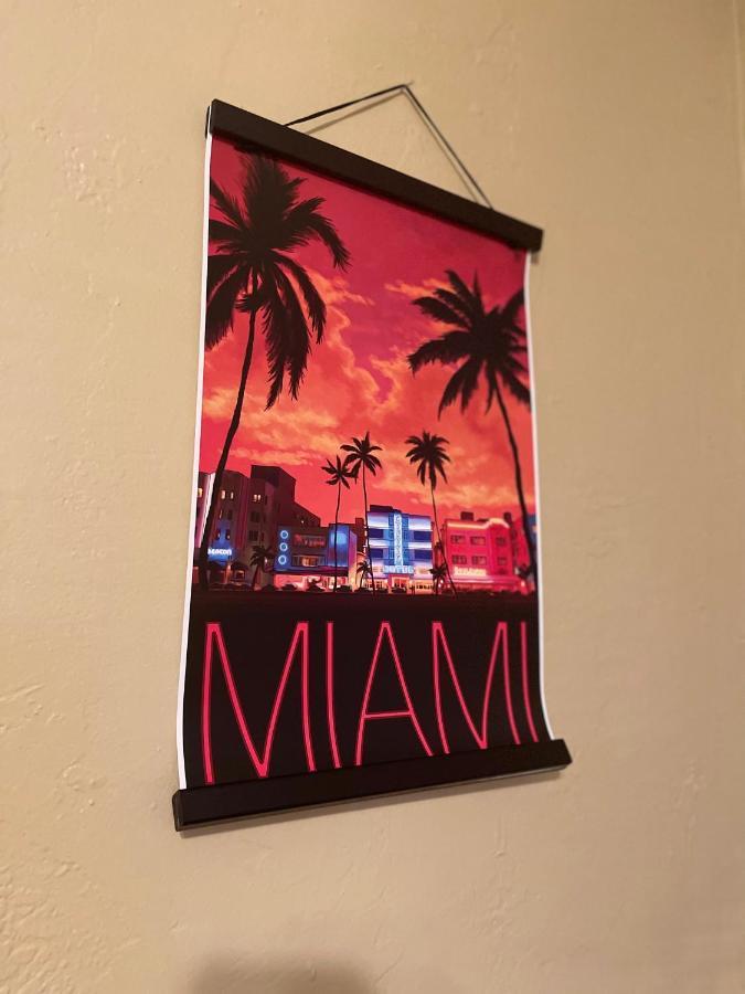 צפון מיאמי Miami Vibes "Hostel-Like" Shared Room מראה חיצוני תמונה
